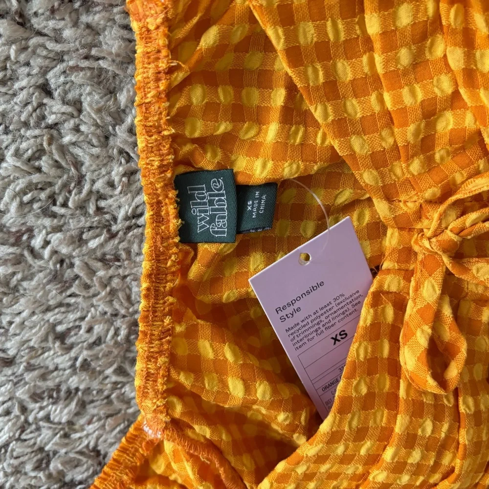 TOP - Picture 2 of 2